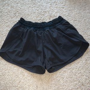 Lululemon shorts black size 8